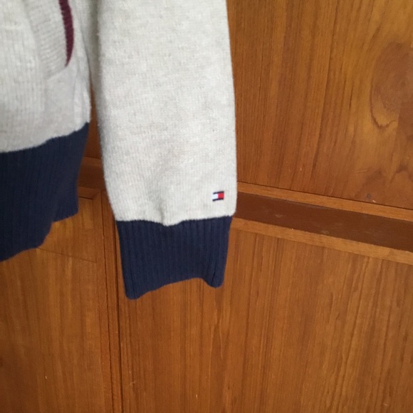 TOMMY HILFIGER LETTERMAN SHAWL COLLAR CARDIGAN - Picture 5 of 9